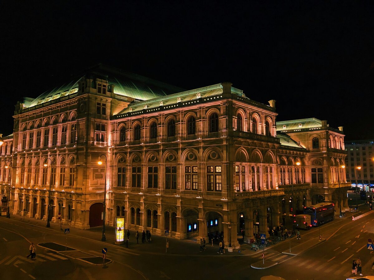 Vienna State Opera illuminated at night