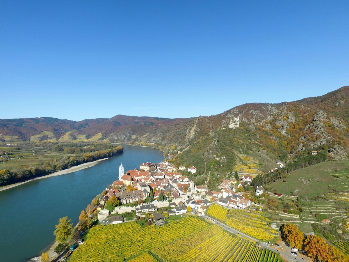 Wachau Valley vineyards and Danube bends near Dürnstein